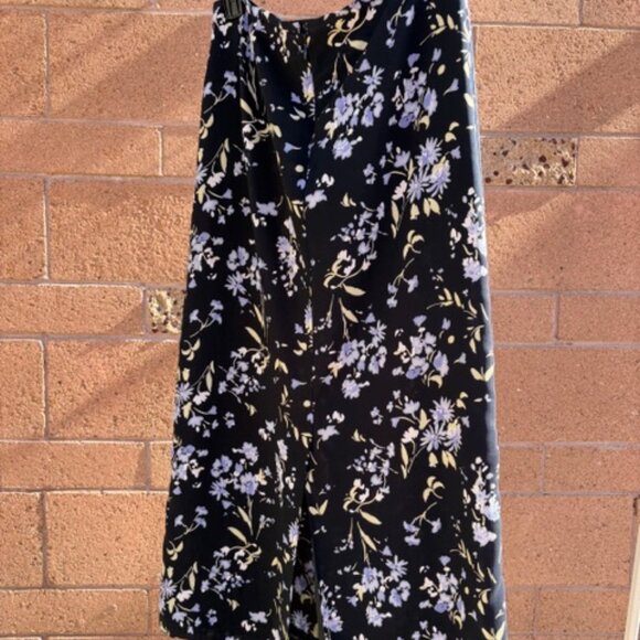 Pretty Floral A-Line Vintage Skirt – One of a Kind - Picture 1 of 5